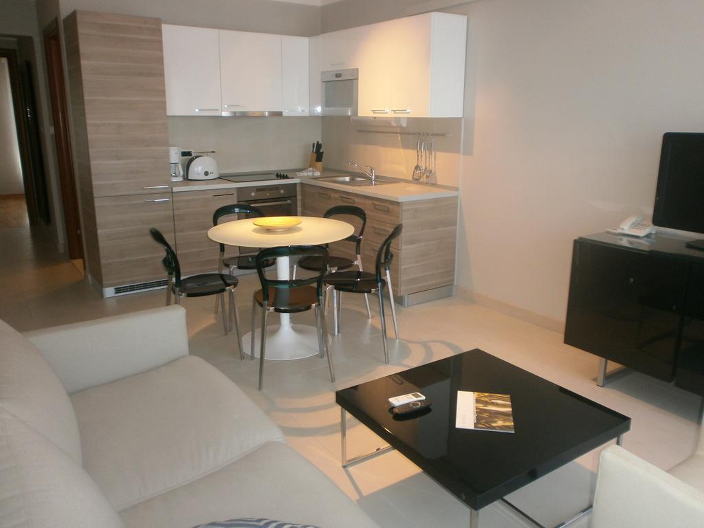 Sunset Apartments بودْسْتغانا الغرفة الصورة